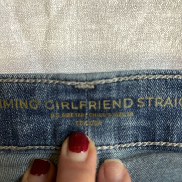 Chico's 2.5 12 So Slimming Girlfriend Straight Leg Stretch Jeans Medium Wash - Picture 5 of 8